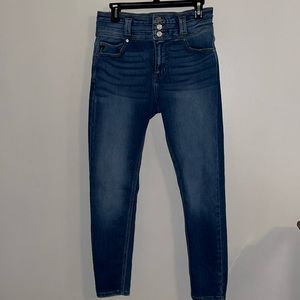 KANCAN JEANS